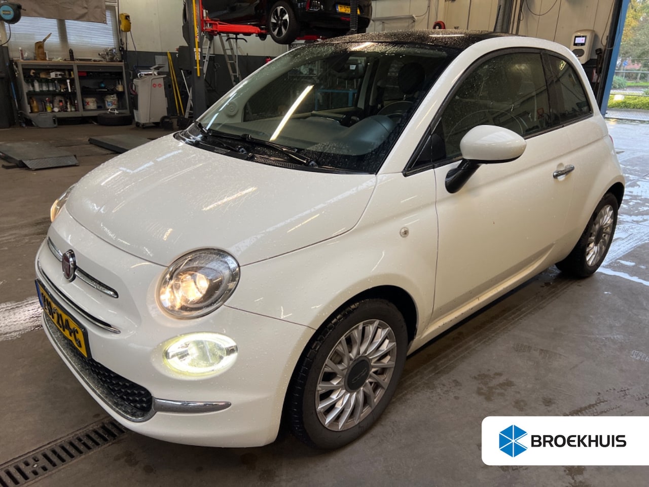 Fiat 500 - 0.9 TwinAir Turbo Lounge | Panoramdak | Parkeersensor achter | Cruise control | Apple carp - AutoWereld.nl