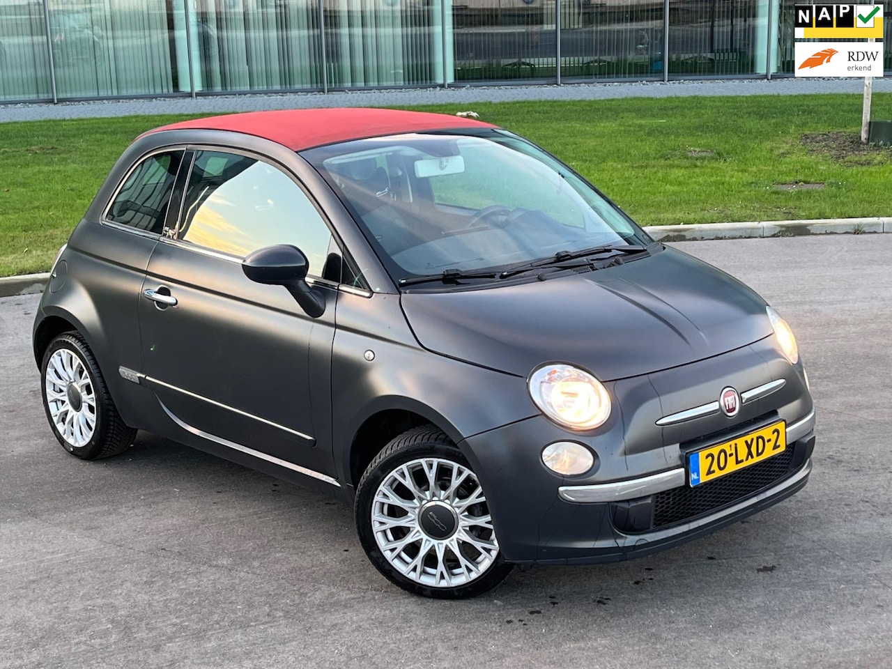 Fiat 500 C - 1.2 SPECIAL EDITION MAT ZWART NAP - AutoWereld.nl