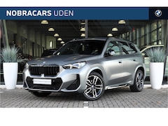 BMW X1 - sDrive18i M Sport Automaat / Sportstoelen / M Adaptief onderstel / Achteruitrijcamera / Co