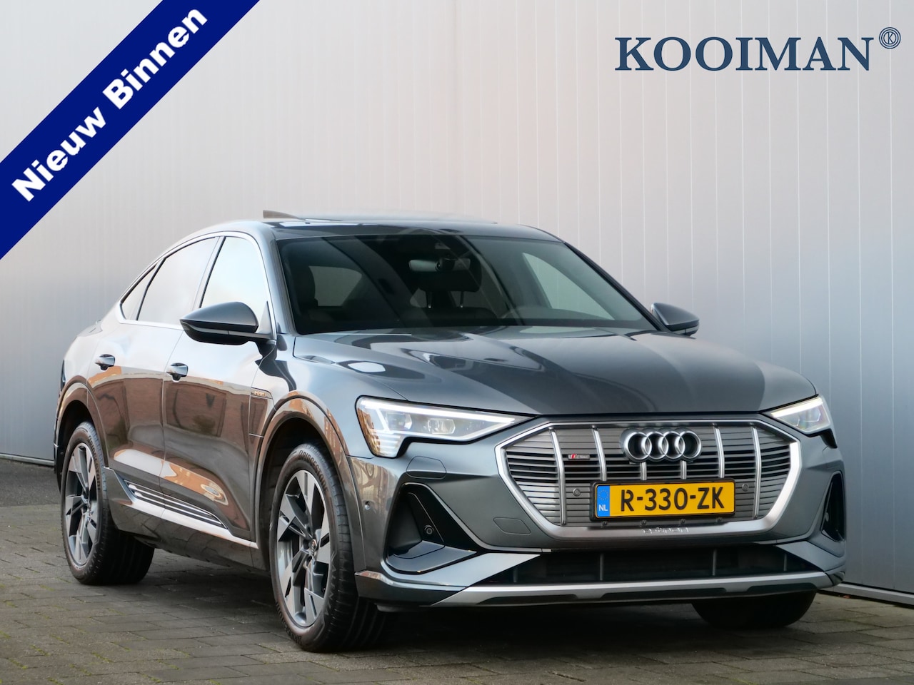 Audi e-tron Sportback - 55 quattro S edition 95 kWh 408 Pk Automaat Soh 96% / Pano-dak / Trekhaak / Carplay - AutoWereld.nl
