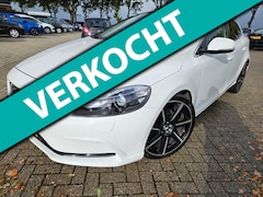 Volvo V40 - 1.6 T4 Summum 2012. Heico/Climate/Cruise/Leder/Panorama/Stoelverwarming etc