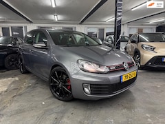 Volkswagen Golf - 1.4 TSI Highline Aut GTI uitvoering zeer nette