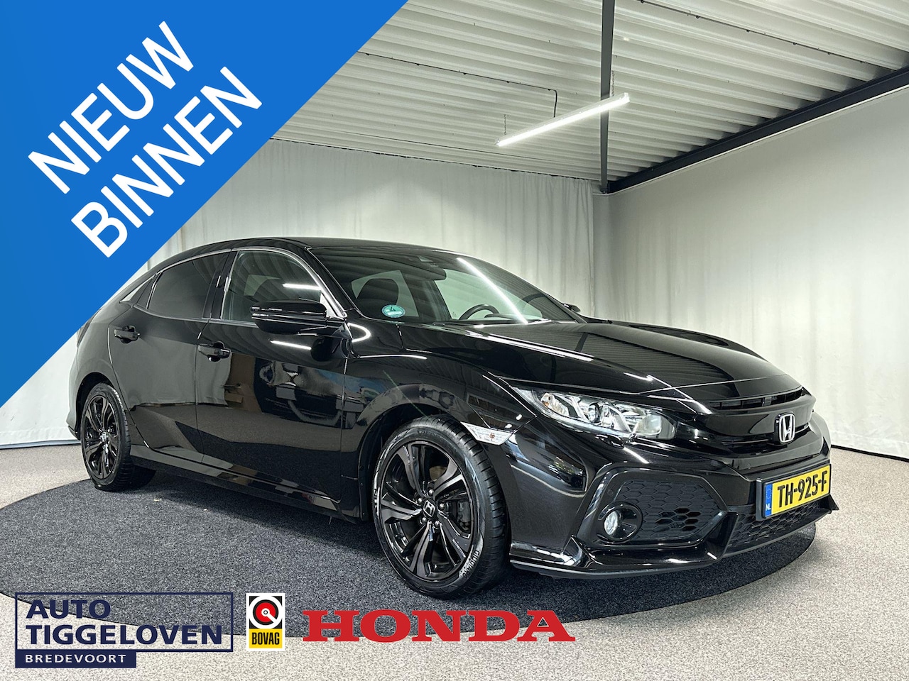 Honda Civic - 1.0 i-VTEC Elegance Navi | CarPlay | Stoelverwarming - AutoWereld.nl