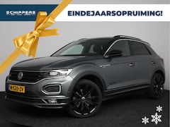 Volkswagen T-Roc - 1.5 TSI Sport Business R-Line | Panoramadak | Trekhaak |