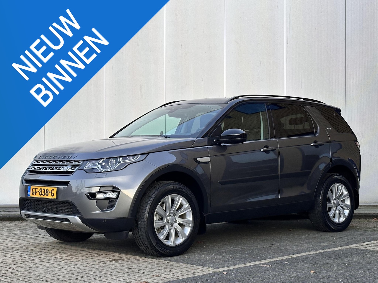 Land Rover Discovery Sport - 2.2 TD4 4WD HSE Luxury Dealeronderhouden l 1e Eig. l - AutoWereld.nl