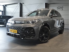 Volkswagen Tiguan - 2.0 TDI 3X R-LINE navi pano camera trekhaak 19 inch 150 pk