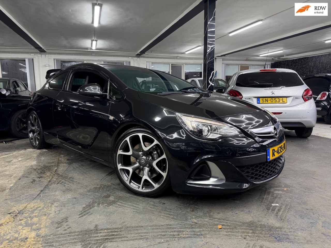 Opel Astra GTC - 2.0 Turbo OPC zeer nette - AutoWereld.nl
