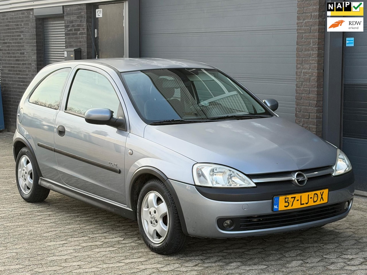 Opel Corsa - 1.2-16V Elegance AIRCO NIEUW APK NAP - AutoWereld.nl