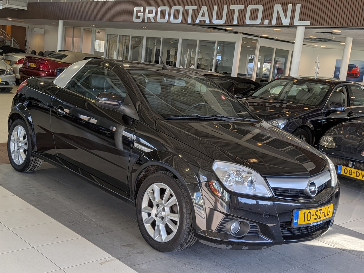 Opel Tigra TwinTop - 1.4-16V Sport Stuurbekrachtiging - AutoWereld.nl