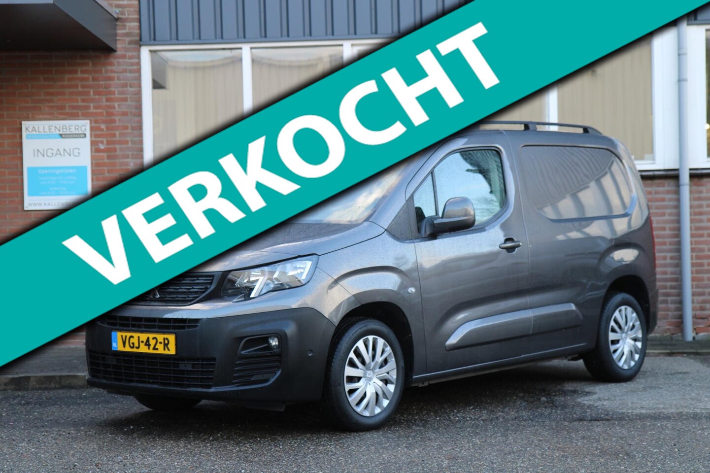 Peugeot Partner - 1.5 BlueHDI Premium Automaat / Multi stuur / BOM VOL opties !! - AutoWereld.nl