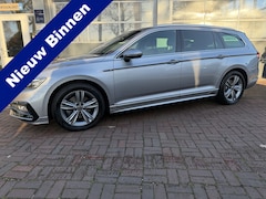 Volkswagen Passat Variant - 1.5 TSI R-Line Business + | Clima | Winterpakket | 01-2022 104.241 KM