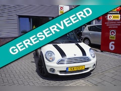 MINI Cooper - 1.6 / Pano / Stoelverwarming
