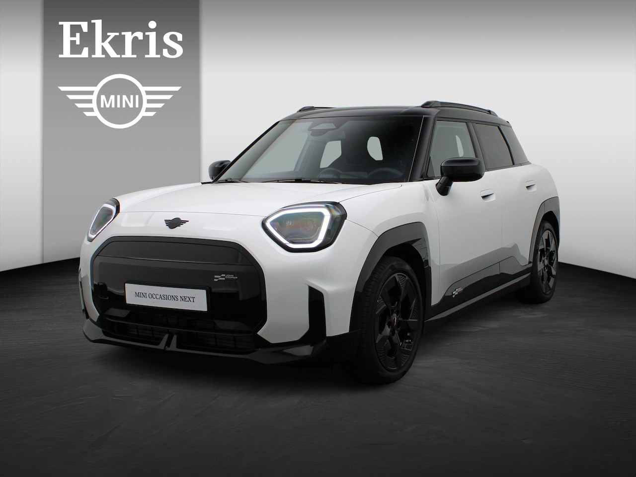 MINI Aceman - SE John Cooper Works Uitvoering + Pakket M + Stuurwielrand Verwarmd + Panoramadak + Drivin - AutoWereld.nl