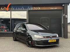 Volkswagen Golf - 2.0 TSI GTI Perf 410PK Pano Leder