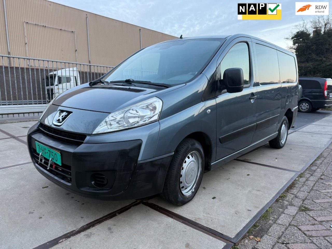Peugeot Expert - 229 2.0 HDI L2H1 DC 229 2.0 HDI L2H1 DC Profit+ - AutoWereld.nl