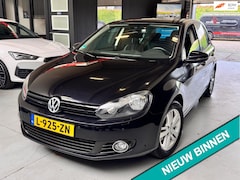 Volkswagen Golf - 1.2 TSI Highline KEYLESS NAVI PDC AIRCO STOELVERWARMING