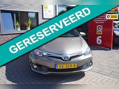 Toyota Auris - 1.8 Hybrid Executive / Pano / Cruise / Achtercamera