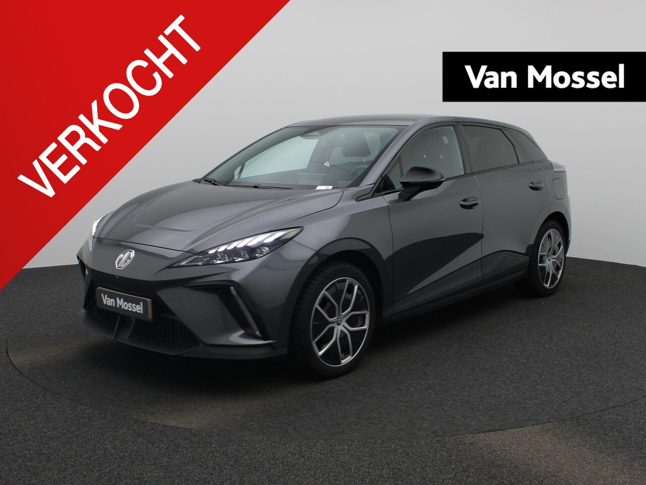 MG 4 - MG4 64 kWh Luxury - AutoWereld.nl