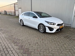 Kia ProCeed - 1.5 T-GDi GT-PlusLine