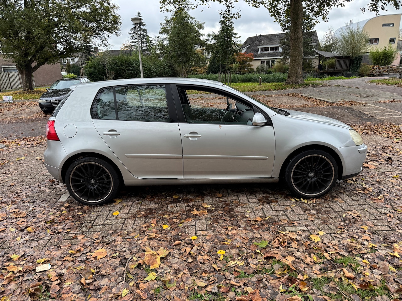 Volkswagen Golf - 1.6 FSI Turijn - AutoWereld.nl