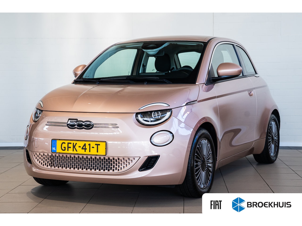 Fiat 500e - Urban 24 kWh | Apple Carplay & Android Auto | Lichtmetalen velgen | Climate Controle | Blu - AutoWereld.nl