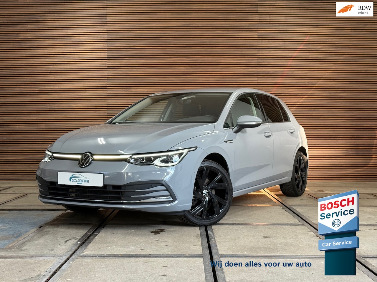 Volkswagen Golf - 1.5 eTSI Style | Black Edition | Massagestoel | DAB | 18' inch | Navigatie | Adaptive Crui - AutoWereld.nl