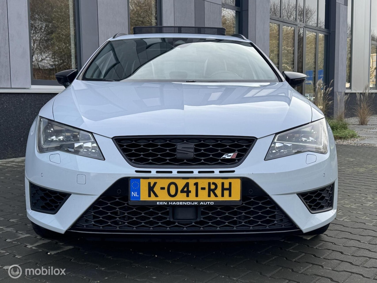 SEAT Leon ST - 2.0 TSI Cupra 280 ACC|Pano|Navi|Led - AutoWereld.nl
