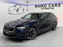 BMW 5-serie Touring - 530e M Sport|Edition|360cam|B&W surround|CARBON |NL&NAP