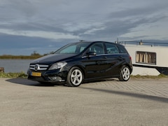 Mercedes-Benz B-klasse - 180 Ambition|Leer|Stoelverwarming|Cruise