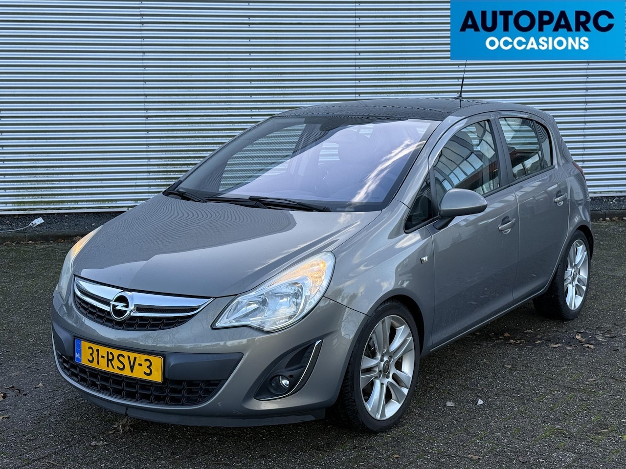 Opel Corsa - 1.4-16V Cosmo 1.4-16V Cosmo , PANODAK, AIRCO, CRUISE, NAVI,HALF LEDER, PDC, TREKHAAK, 113.609 KM NAP, VO - AutoWereld.nl