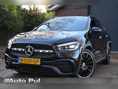 Mercedes-Benz GLA-Klasse - 200 AMG Line Automaat/Navi/Pdc/Ecc/Achteruitrijcamera/Panoramadak/Sfeerverlichting/Stoelve