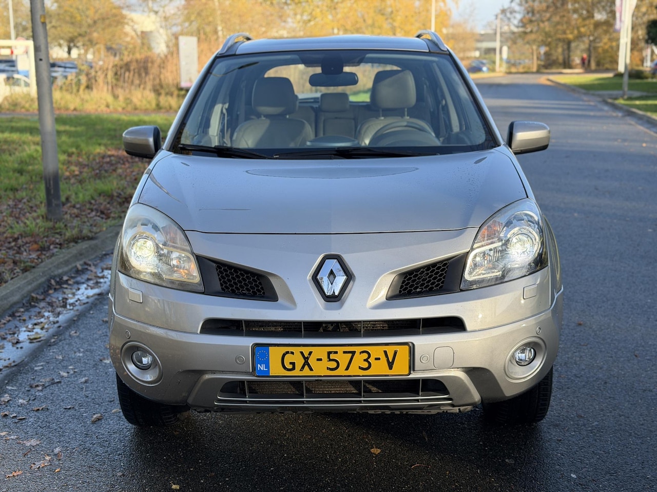Renault Koleos - 2.5 Privilège 4WD 2000 KG trekgewicht - AutoWereld.nl
