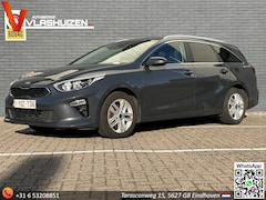 Kia Cee'd Sportswagon - Ceed 1.6 CRDi DynamicPlusLine | € 6.950, - NETTO | ACHTERUIT DEFECT | Leder | Climate | Cr