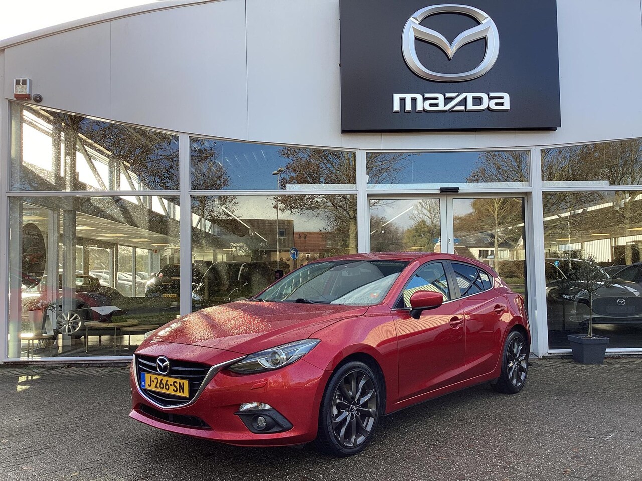 MAZDA MAZDA3