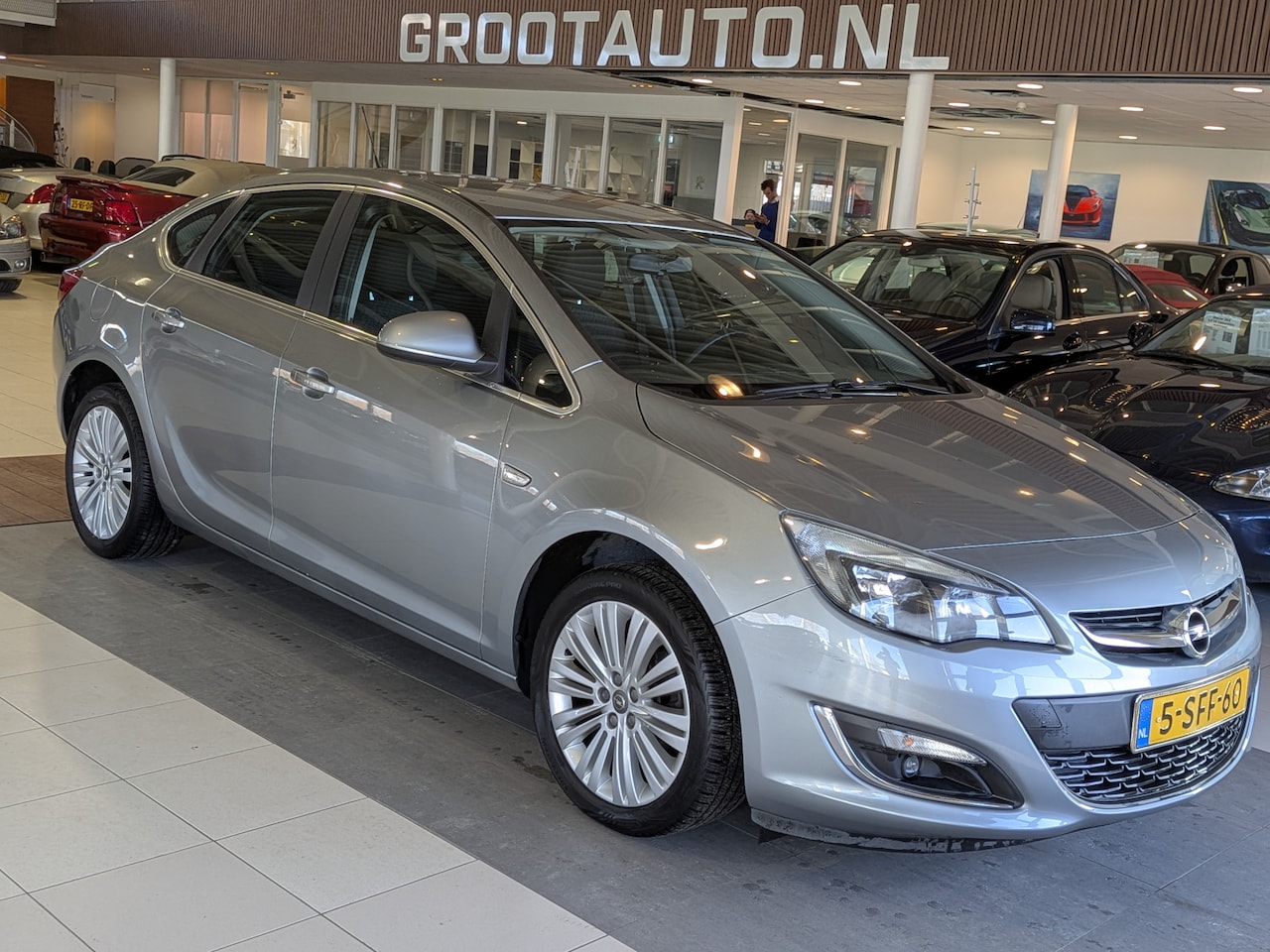 Opel Astra - 1.4 Turbo Design Edition Airco, Cruise Control, Stuurbekrachtiging - AutoWereld.nl