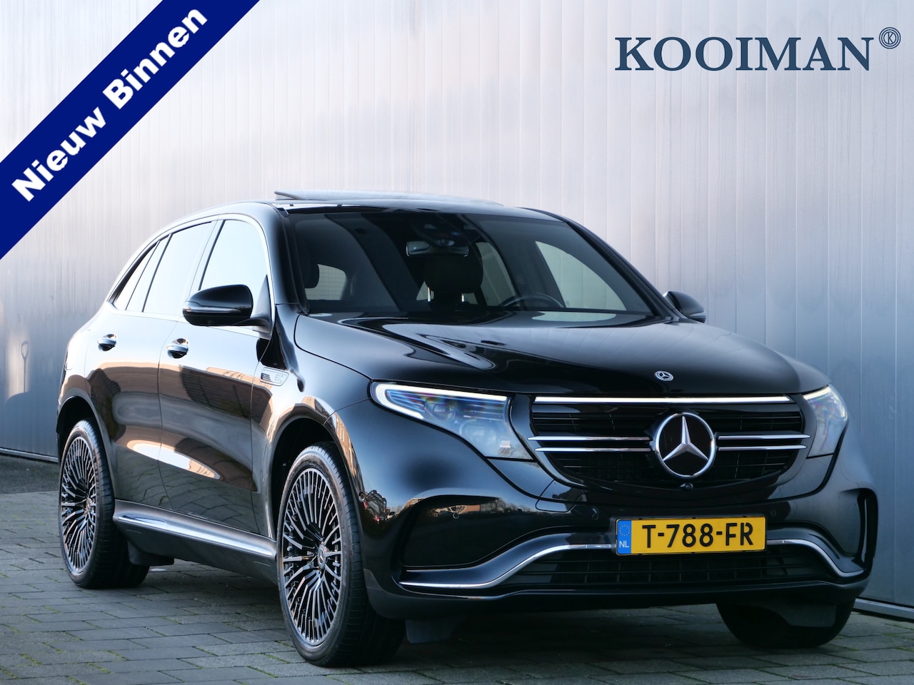 Mercedes-Benz EQC - 400 4MATIC 408pk AMG Line Premium Plus 80 kWh Automaat Leder / Trekhaak / Schuifdak / 21 i - AutoWereld.nl