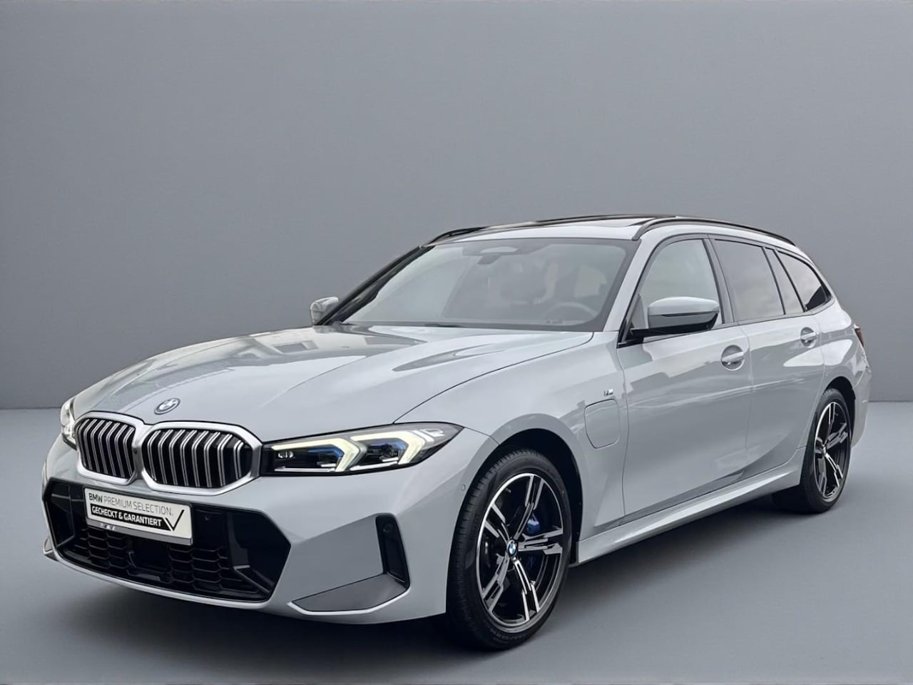 BMW 3-serie Touring - 330e xDrive 330e xDrive - AutoWereld.nl