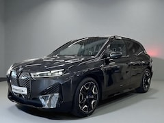 BMW iX - xDrive40 Sport Edition 77 kWh