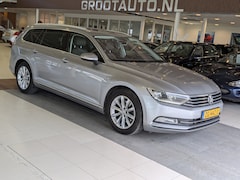 Volkswagen Passat Variant - 1.5 TSI Highline Panoramadak, Navigatie, Airco, Trekhaak, Stuurbekrachtiging