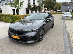 BMW 5-serie Touring - 530e M Sportpakket PRO (lage bijtelling)