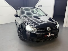 Volkswagen Golf - 1.4 DBriem LED CARPLAY PDC VOOR+ACHTER