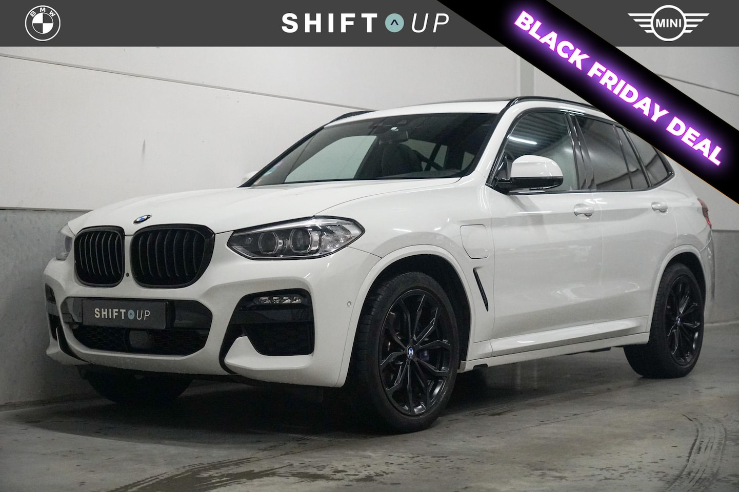 BMW X3 - xDrive30e M-Sport | Panoramadak | Harman Kardon | Elektr. Trekhaak - AutoWereld.nl
