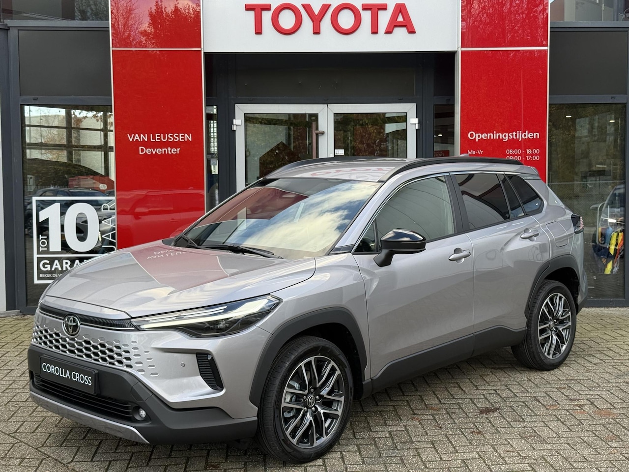 Toyota Corolla Cross - Hybrid 140 Dynamic NIEUW UIT VOORRAAD LEVERBAAR! NL-AUTO APPLE/ANDROID AUTO STOEL/STUUR VE - AutoWereld.nl