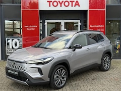 Toyota Corolla Cross - Hybrid 140 Dynamic NIEUW UIT VOORRAAD LEVERBAAR NL-AUTO APPLE/ANDROID AUTO STOEL/STUUR VER