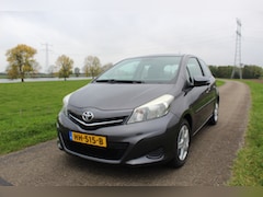 Toyota Yaris - 1.3 VVT-i Dynamic Airco | Cruise | Navi | Camera