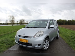 Daihatsu Sirion 2 - 1.3-16V Comfort Automaat | Airco | Lage Km Nap