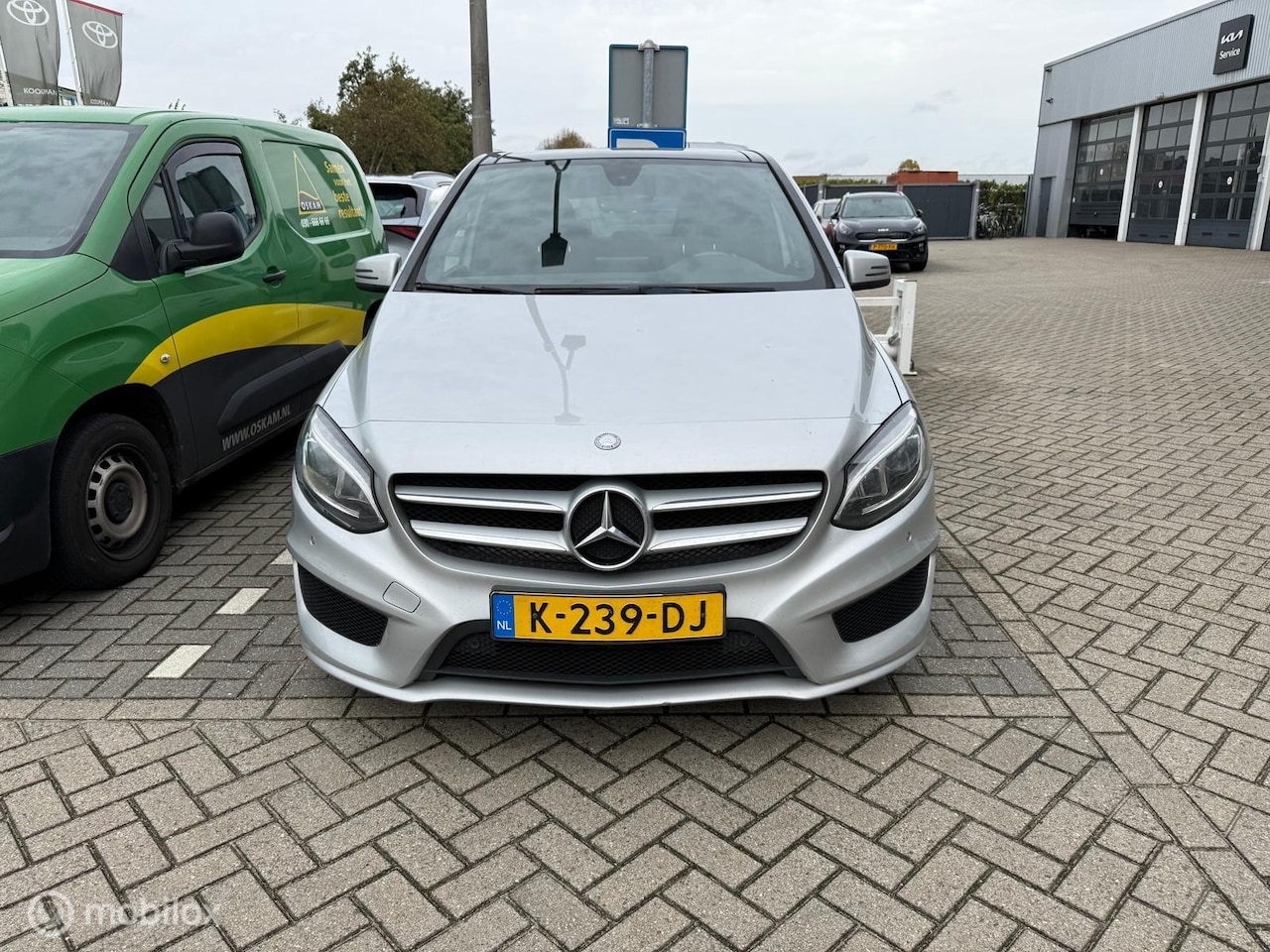 Mercedes-Benz B-klasse - 180 Lease Edition Plus 180 Lease Edition Plus - AutoWereld.nl