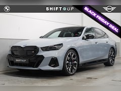 BMW i5 - M60 xDrive 84 kWh Bowers Wilkins | Panoramadak | CoPilot | Elektr. Trekhaak
