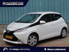 Toyota Aygo X - 5-deurs x-play 1.0 VVT-i 72pk | AIRCO | CAMERA | LAGE KM-STAND |