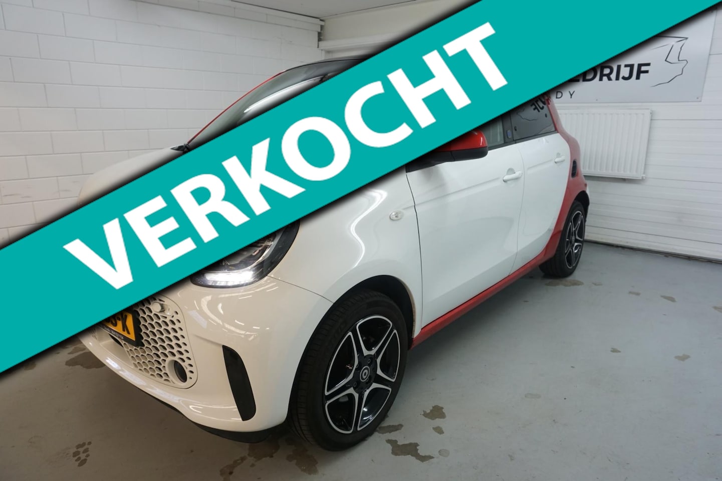 Smart Forfour - EQ Comfort PLUS 18 kWh /PANORAMA / CAMERA / AIRCO - AutoWereld.nl